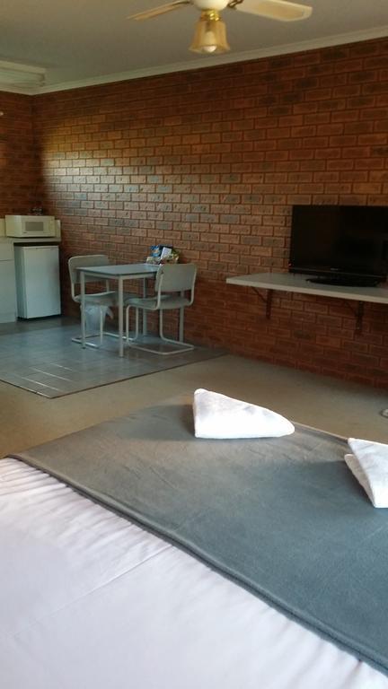 Bridge Motor Inn Tocumwal Eksteriør billede
